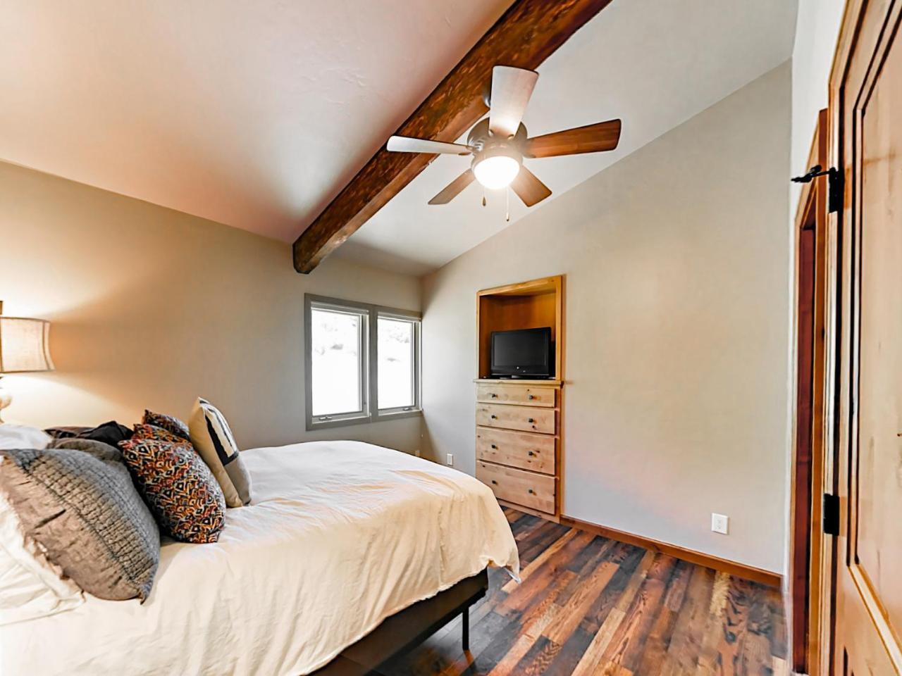 35 Upper Woodbridge Rd Unit 19ef *