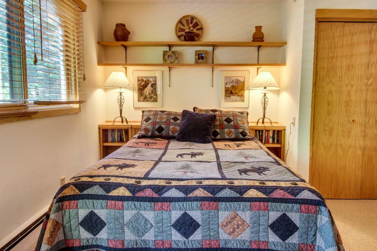 Cozy Slopeside *