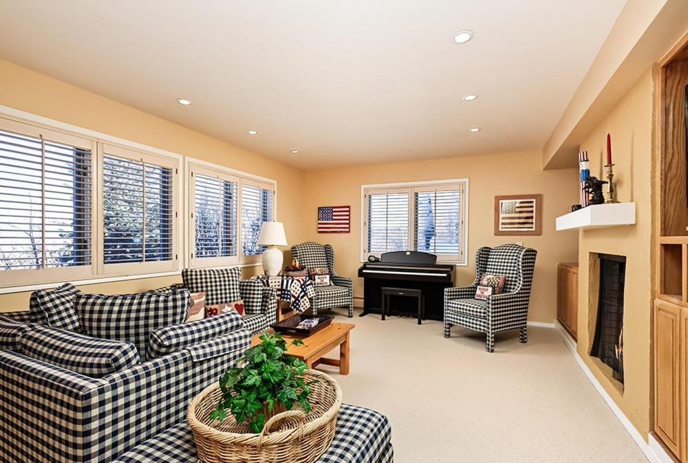 921 Faraway Snowmass Village