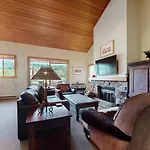 Villas At Snowmass Club