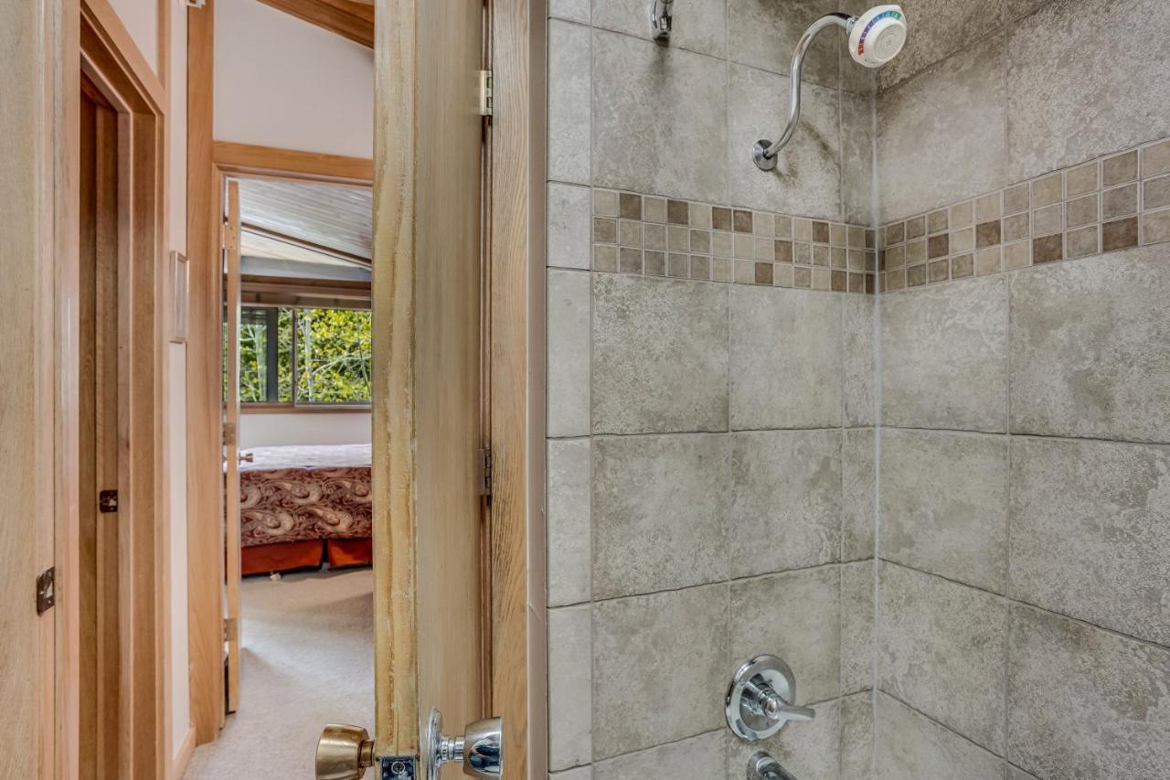 Laurelwood 208 Holiday home *
