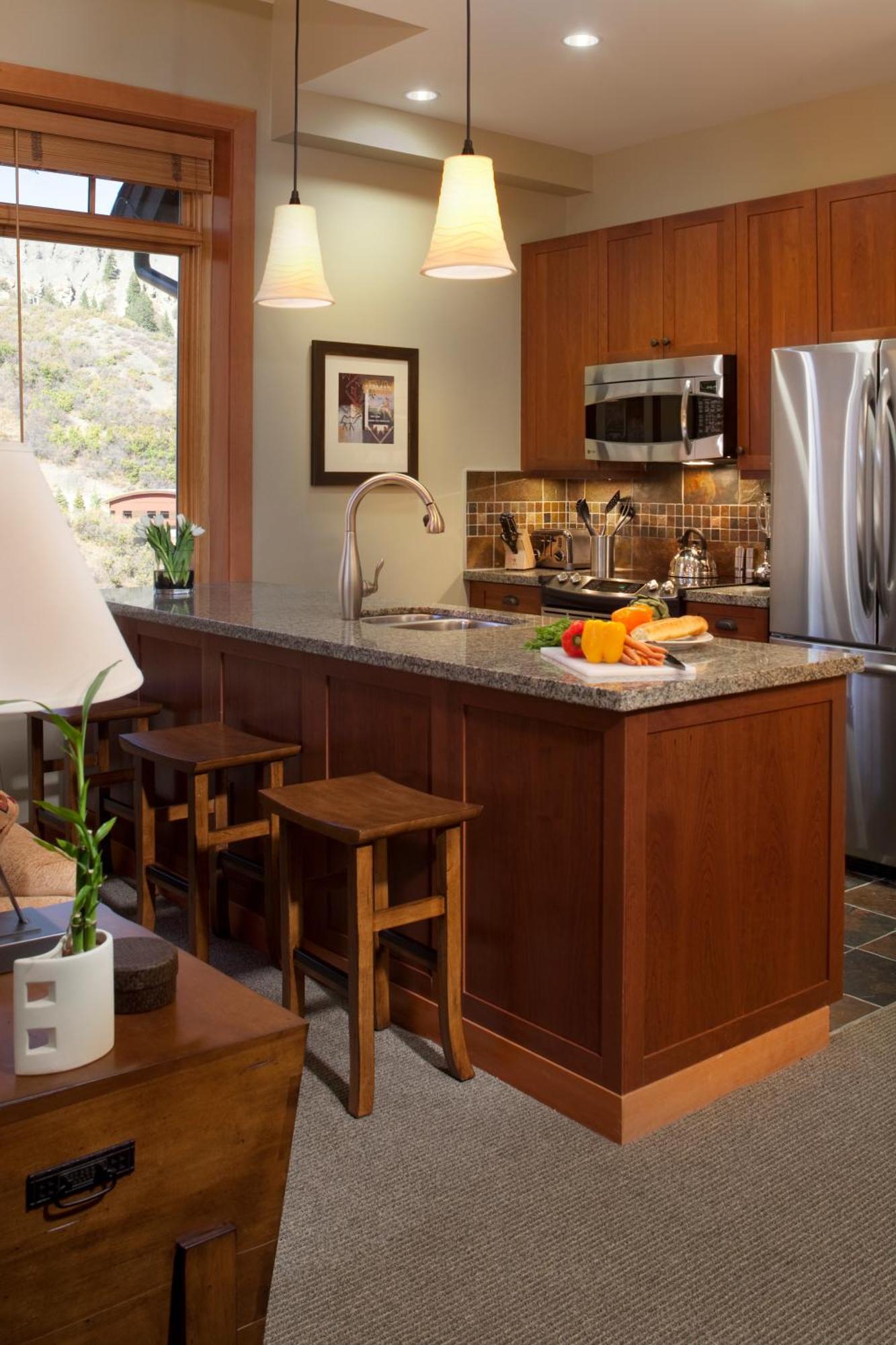 Capitol Peak Apartment *