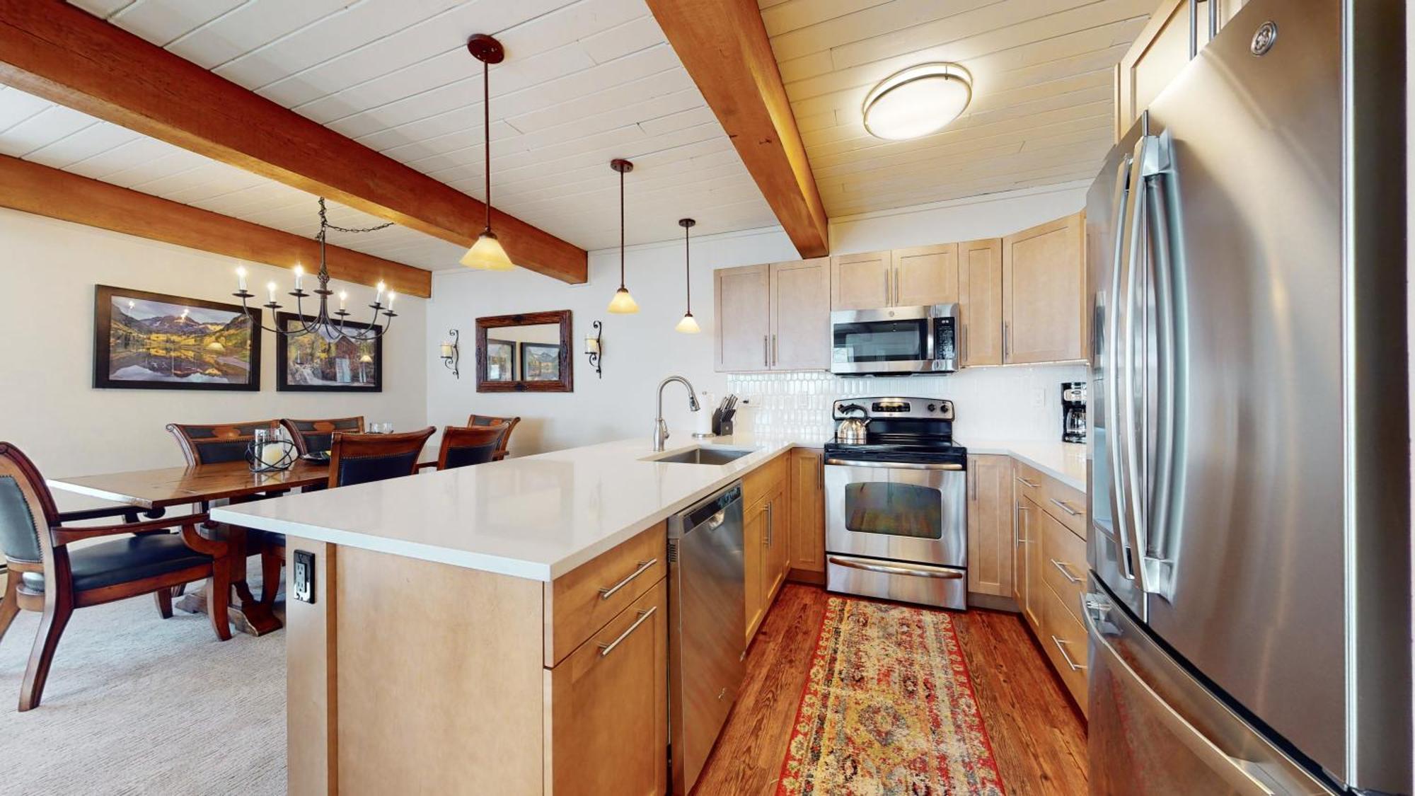 Of The Village - Coraltree Collection Resort Snowmass Village