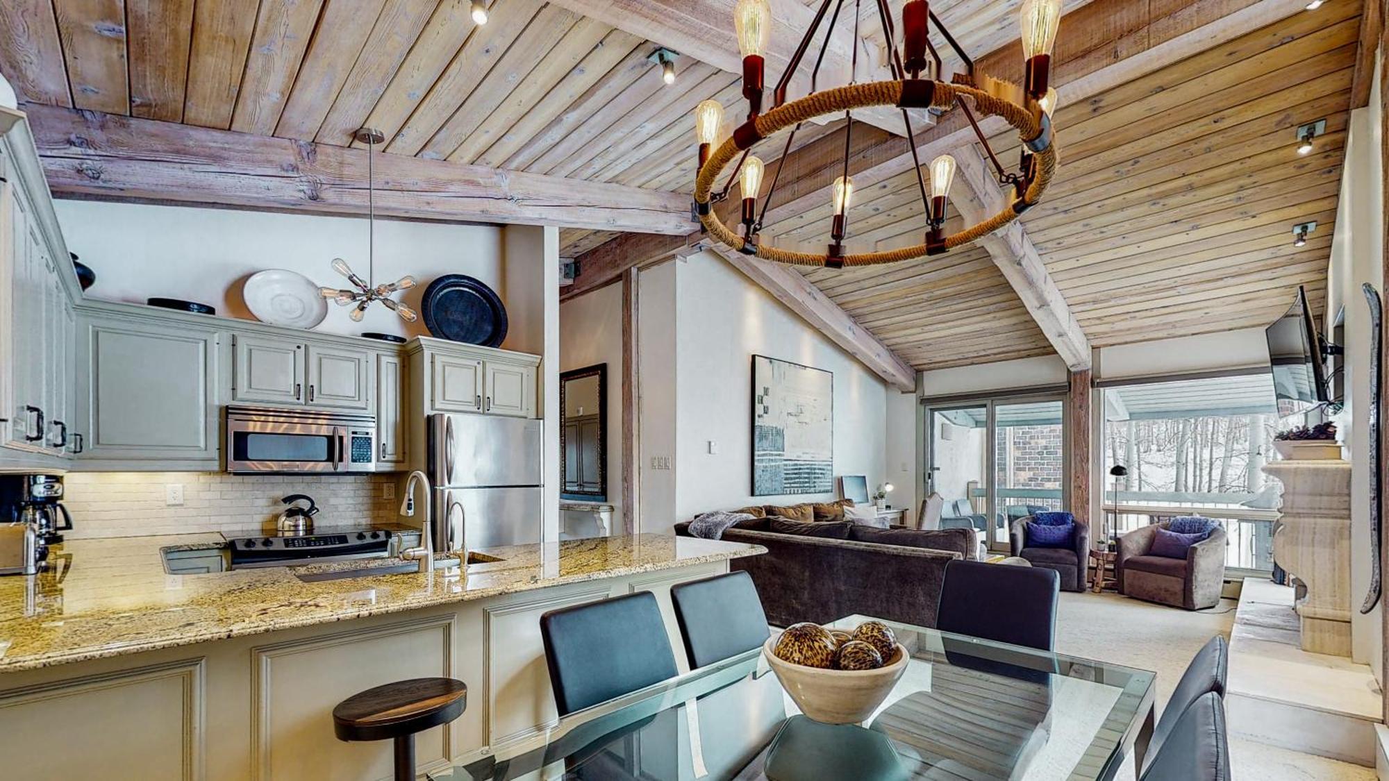 Of The Village - Coraltree Collection Resort Snowmass Village