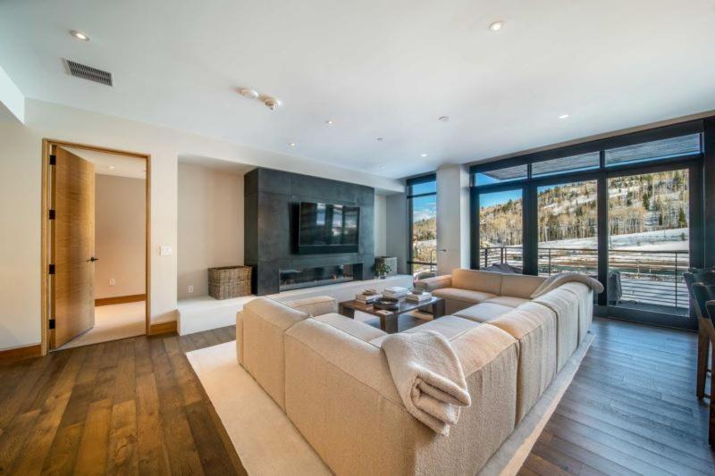 Apartment One Snowmass East 506 By Snowmass Mountain *