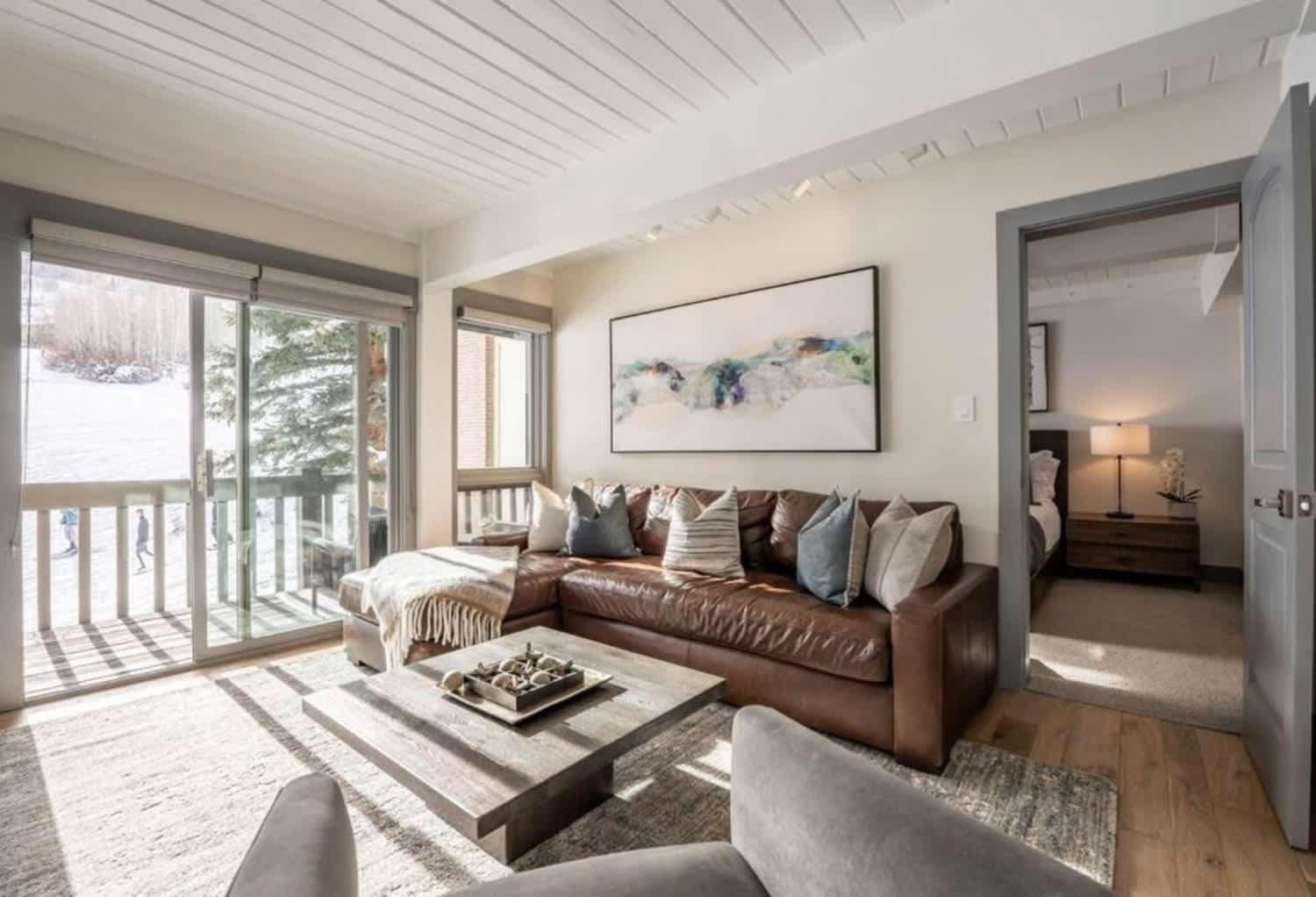 Renovated 2 Bedroom W Hot Tub -mountain Views! * Snowmass Village
